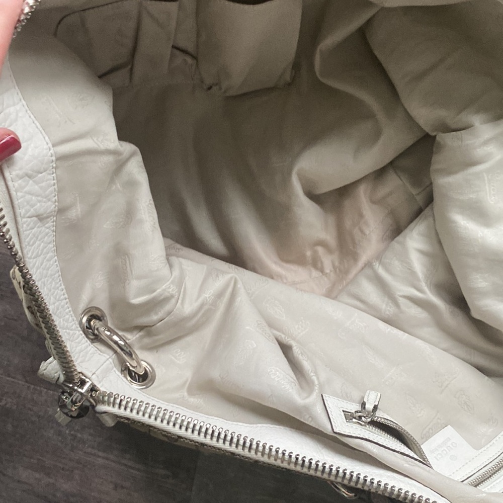 Gucci Beige and White Tote Bag - Picture 7 of 9